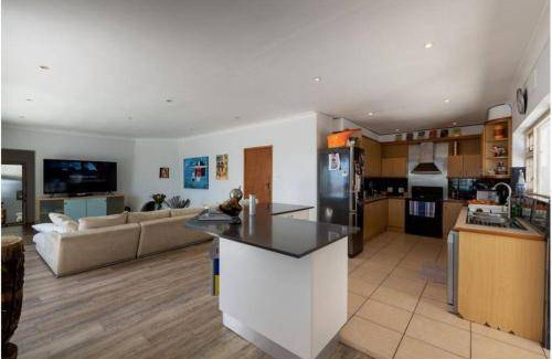 Camps Bay Villa | 150 m² Villa ∙ 3 bedrooms ∙ 5 guests