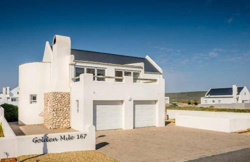 Stompneusbaai Villa | 150 m² Villa ∙ 3 bedrooms ∙ 6 guests
