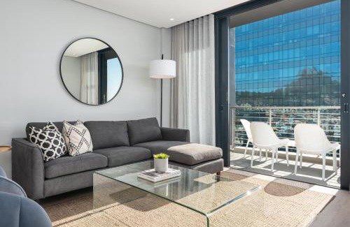 Cape Town City Centre Apartment | 16 on Bree Luxury Apartments