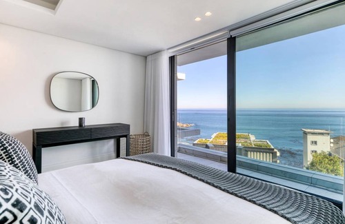 Bantry Bay Apartment | 160 m² Apartment ∙ 2 bedrooms ∙ 4 guests
