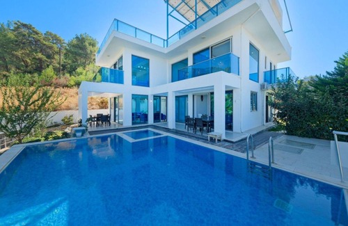Faralya House | 160 m² House ∙ 4 bedrooms ∙ 8 guests