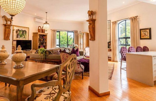 Franschhoek Apartment | 160 m² Serviced apartment ∙ 2 bedrooms ∙ 127 guests
