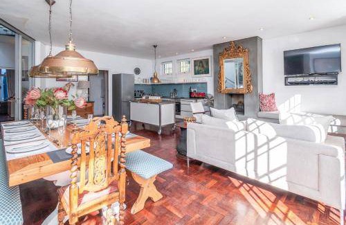 Cape Town City Centre House | 166 m² House ∙ 5 bedrooms ∙ 10 guests