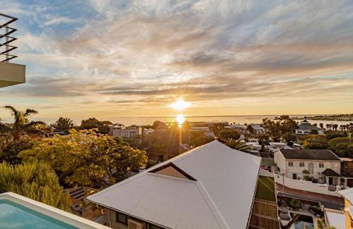 Camps Bay Villa | 17 Geneva Drive