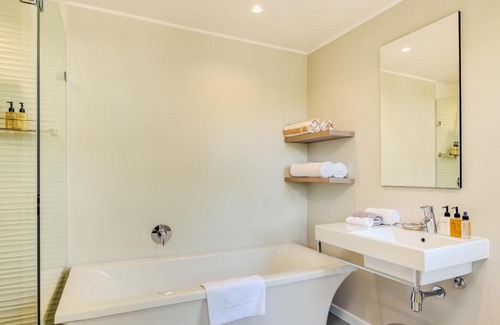 Camps Bay Villa | 17 Geneva Middle