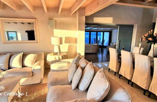 Paternoster House | 170 m² House ∙ 2 bedrooms ∙ 4 guests