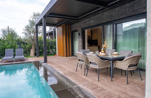 Dagbelen Villa | 175 m² Villa ∙ 5 bedrooms ∙ 8 guests