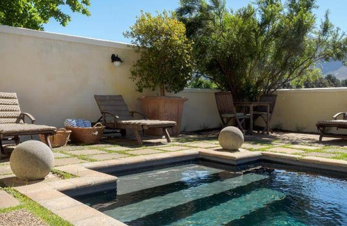 Franschhoek Bed & Breakfast | 180 m² Bed and breakfast ∙ 3 bedrooms ∙ 6 guests
