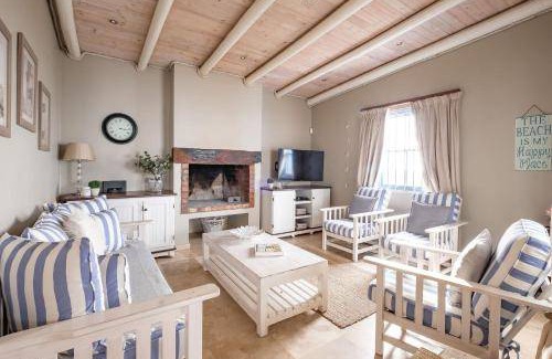 Paternoster House | 180 m² House ∙ 3 bedrooms ∙ 6 guests