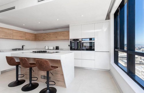 Cape Town City Centre Apartment | 1801 Mandela Rhodes Penthouse