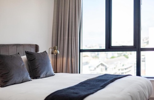Cape Town City Centre Apartment | 1801 Mandela Rhodes Penthouse