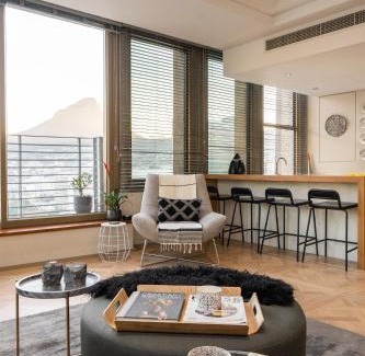 Cape Town City Centre Apartment | #1803 Cartwright - Simply Spectacular