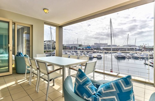 Victoria and Alfred Waterfront Apartment | 192 m² Apartment ∙ 3 bedrooms ∙ 6 guests