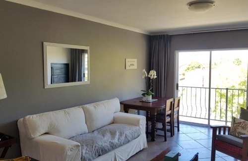 Hermanus Apartment | 2 Onrus Close