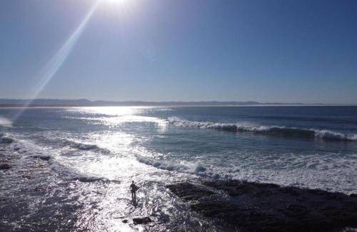 Jeffreys Bay Bed & Breakfast | 20 m² Bed and breakfast ∙ 2 bedrooms ∙ 4 guests