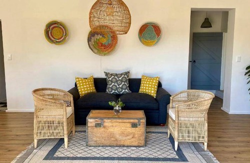 Bot River House | 20 m² Farmhouse ∙ 3 bedrooms ∙ 7 guests