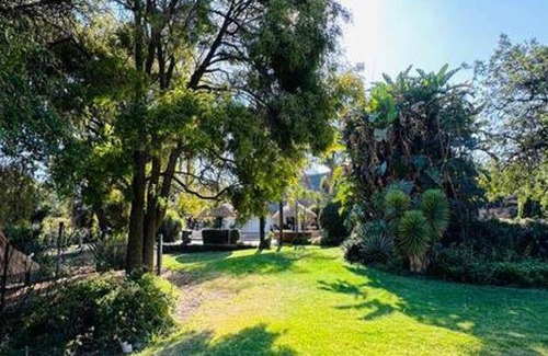 Greater Johannesburg Metropolitan Area House | 20 m² House ∙ 4 bedrooms ∙ 8 guests