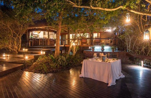 Thorny Bush Game Reserve Cabin | 20 m² Lodge ∙ 2 guests