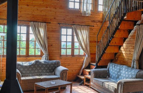 Magaliesberg Apartment | 20 m² Serviced apartment ∙ 3 bedrooms ∙ 10 guests