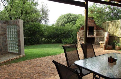 Magaliesberg Apartment | 20 m² Serviced apartment ∙ 3 bedrooms ∙ 10 guests