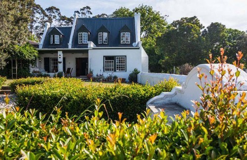 Keurboomstrand Bed & Breakfast | 200 m² Bed and breakfast ∙ 3 bedrooms ∙ 6 guests