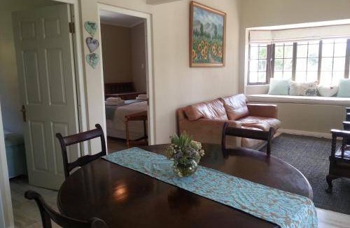 Tulbagh House | 200 m² Farmhouse ∙ 3 bedrooms ∙ 8 guests