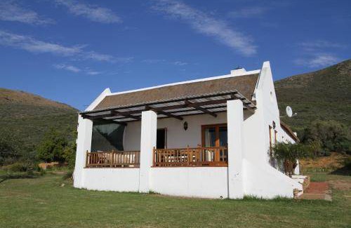 Tulbagh House | 200 m² Farmhouse ∙ 3 bedrooms ∙ 8 guests