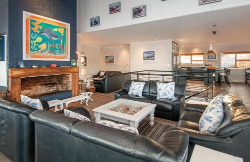 Van Dyks Bay House | 200 m² House ∙ 5 bedrooms ∙ 10 guests