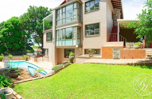 Berea Apartment | 200 m² Serviced apartment ∙ 3 bedrooms ∙ 6 guests
