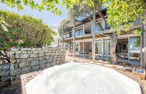Clifton Villa | 200 m² Villa ∙ 3 bedrooms ∙ 6 guests