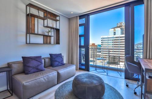 Cape Town City Centre Apartment | 2004 Sixteen on Bree by CTHA