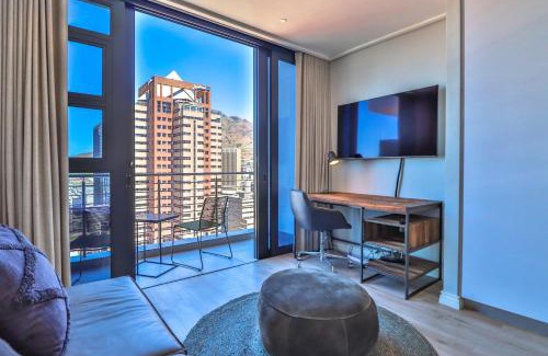 Cape Town City Centre Apartment | 2004 Sixteen on Bree by CTHA