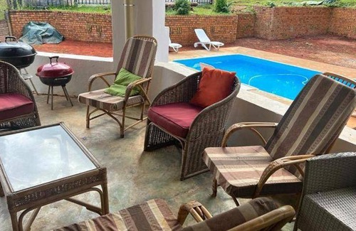 Port Edward Bed & Breakfast | 21 m² Bed and breakfast ∙ 4 bedrooms ∙ 14 guests
