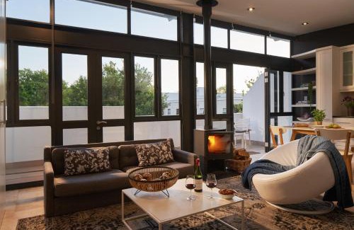 Stellenbosch Central Apartment | 22 Eikehoff Apartment
