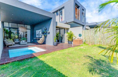 Shaka's Rock Apartment | 220 m² Apartment ∙ 2 bedrooms ∙ 4 guests