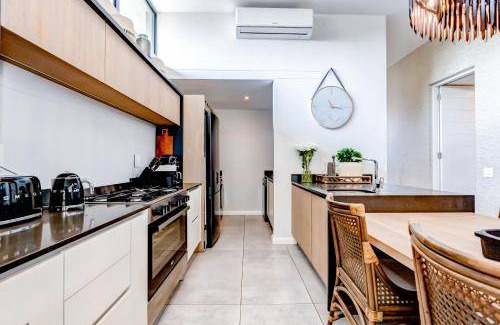 Shaka's Rock Apartment | 220 m² Apartment ∙ 2 bedrooms ∙ 4 guests