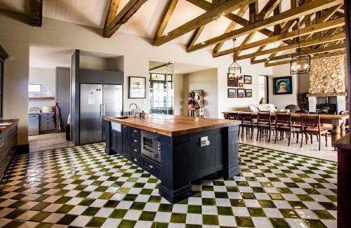 Still Bay House | 230 m² Farmhouse ∙ 3 bedrooms ∙ 6 guests