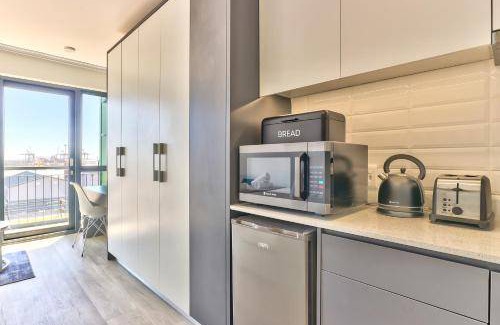 Cape Town City Centre Apartment | 24 m² Apartment ∙ 1 bedroom ∙ 2 guests