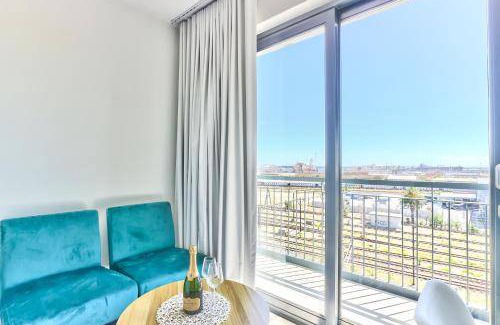 Cape Town City Centre Apartment | 24 m² Apartment ∙ 1 bedroom ∙ 2 guests