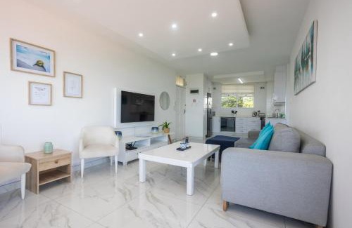 Umhlanga Apartment | 24 Sea Lodge - Sea Viewing Apartment