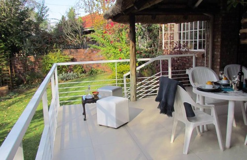 Bloemfontein House | 240 m² House ∙ 3 bedrooms ∙ 5 guests