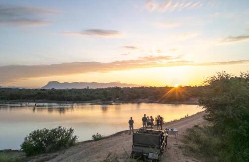 Thorny Bush Game Reserve Villa | 240 m² Villa ∙ 3 bedrooms ∙ 6 guests