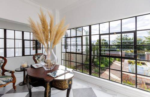 Paarl Villa | 25 m² Villa ∙ 3 bedrooms ∙ 6 guests