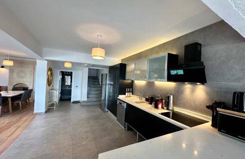 Bodrum City Center Apartment | 250 m² Apartment ∙ 3 bedrooms ∙ 6 guests