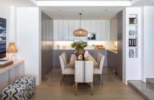 Clifton Apartment | 252 m² Apartment ∙ 3 bedrooms ∙ 8 guests