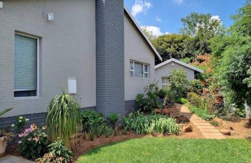 Edenvale Bed & Breakfast | 255 m² Bed and breakfast ∙ 3 bedrooms ∙ 6 guests