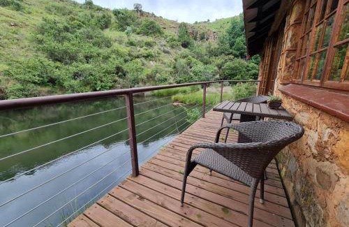 Dullstroom Cabin | 255 m² Lodge ∙ 5 bedrooms ∙ 10 guests