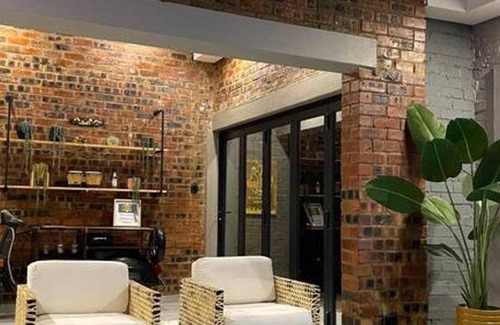 Tshwane Villa | 260 m² Villa ∙ 2 bedrooms ∙ 4 guests