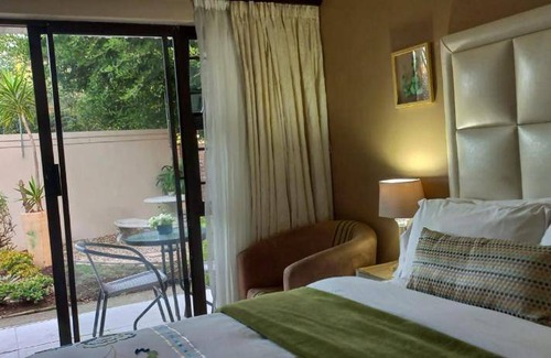 Port Elizabeth Bed & Breakfast | 28 m² Bed and breakfast ∙ 2 guests
