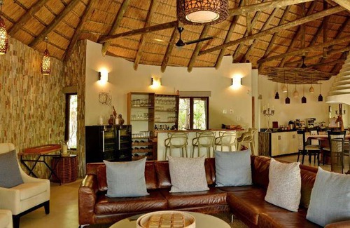 Moses Kotane Cabin | 28 m² Lodge ∙ 3 guests